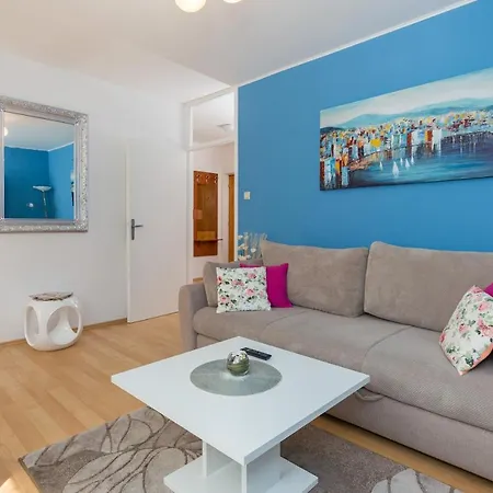 Fiorella Apartamento